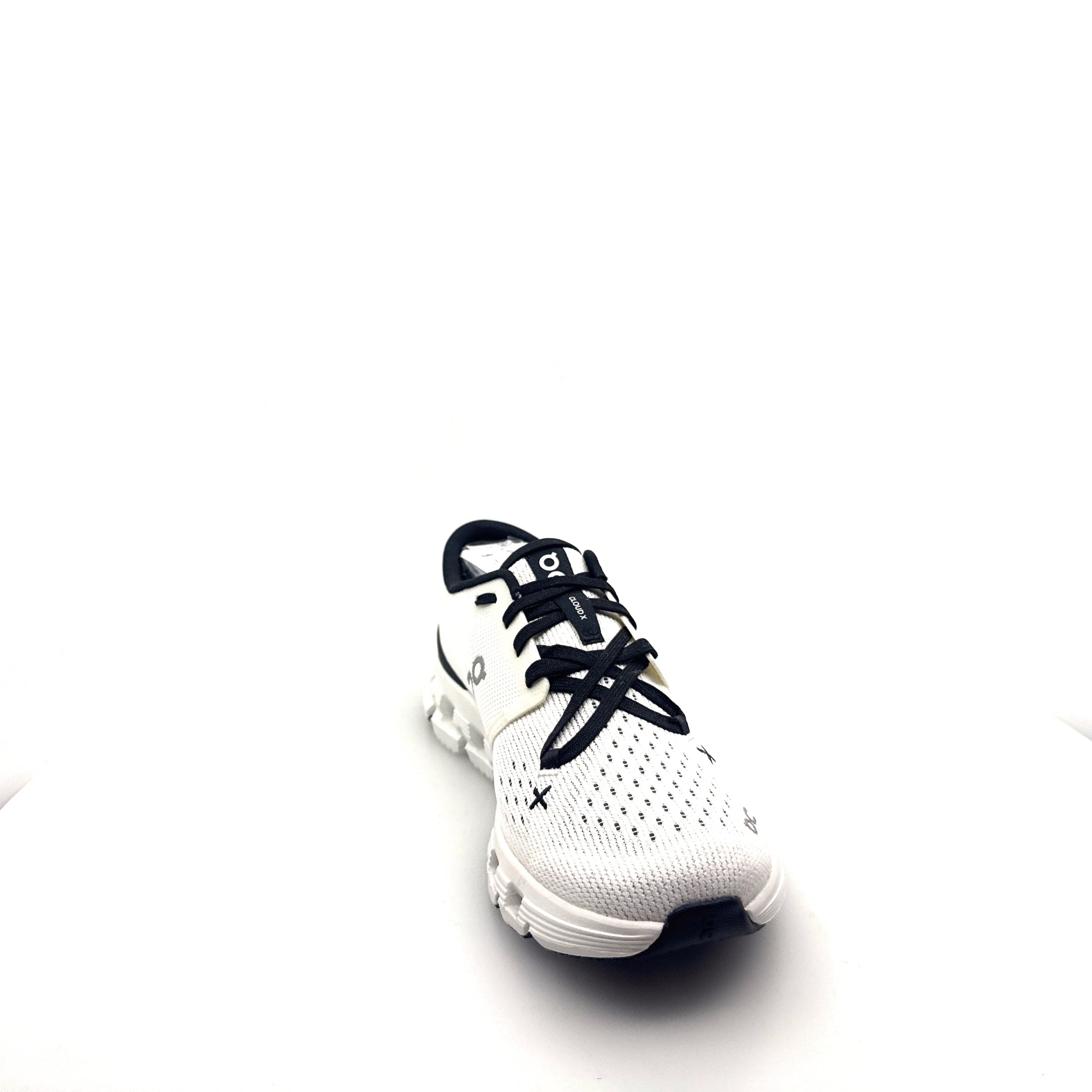 Women's On Cloud X 4 (Clearance)