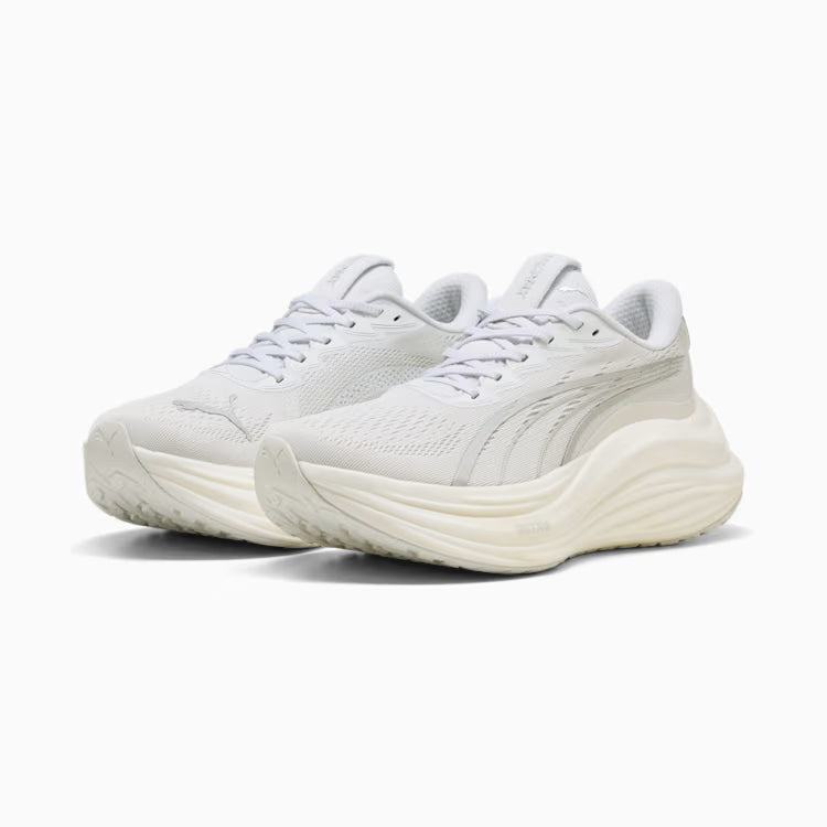 Women's Puma MagMax NITRO (Final Sale)