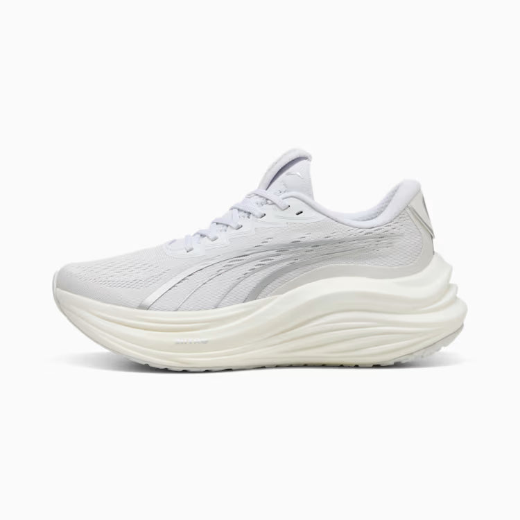 Women's Puma MagMax NITRO (Final Sale)