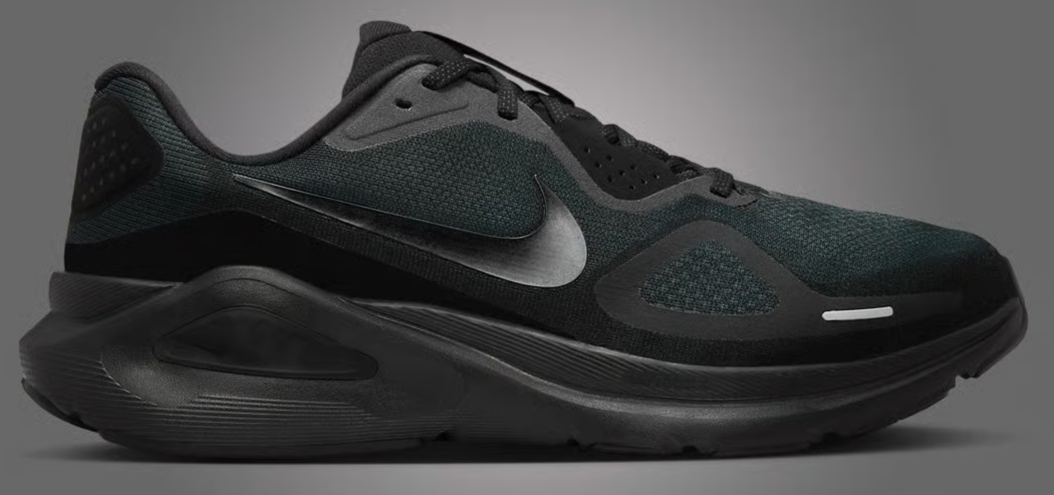 Men's Nike Structure 26 (Clearance)